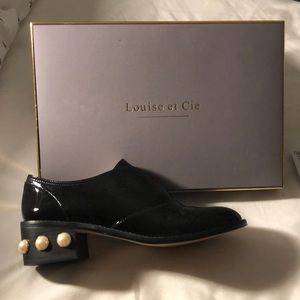 Patent leather oxfords with pearl detail